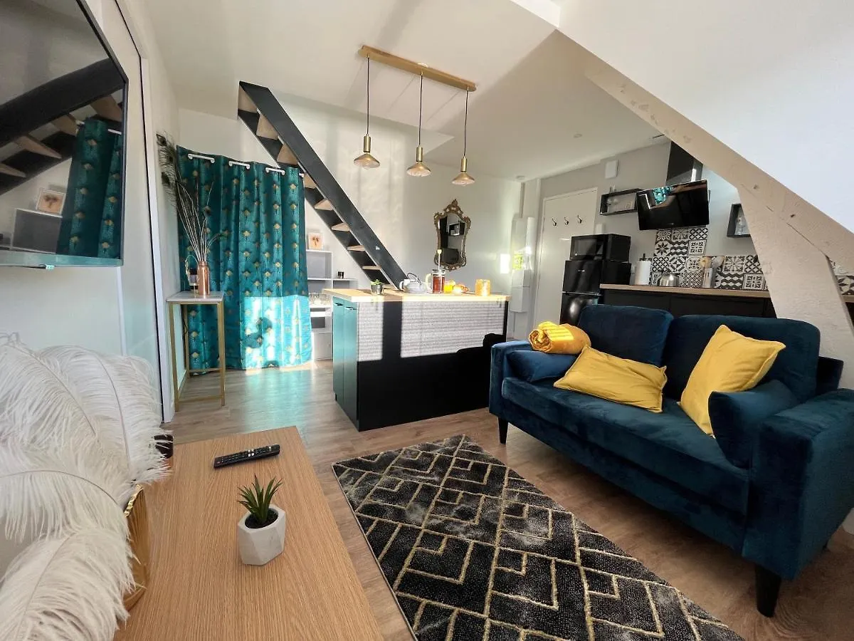 Appartement Studio Art Deco - Hyper Centre Lorient France
